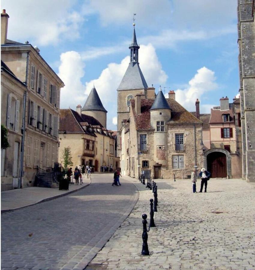 Hotel La Rénovée d’Antan Avallon Exterior foto